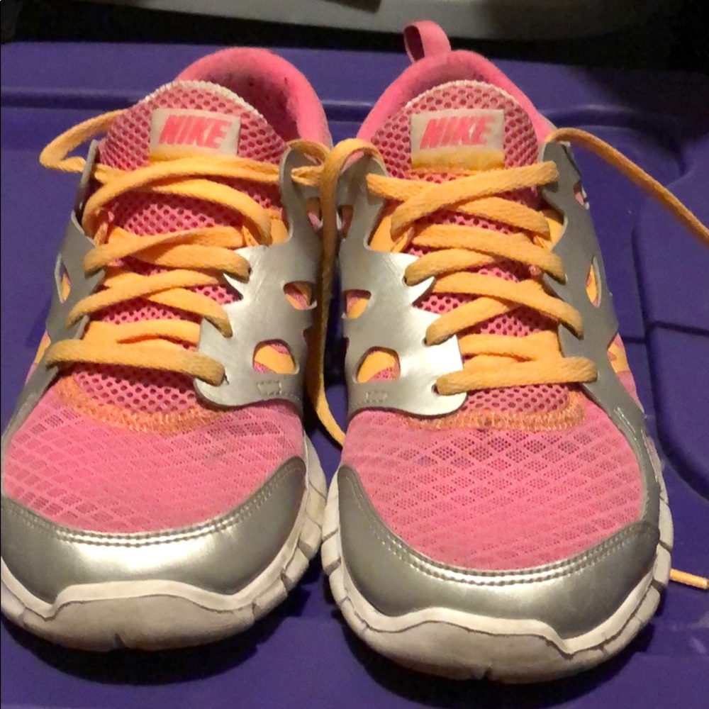 Pink Nike Free Run